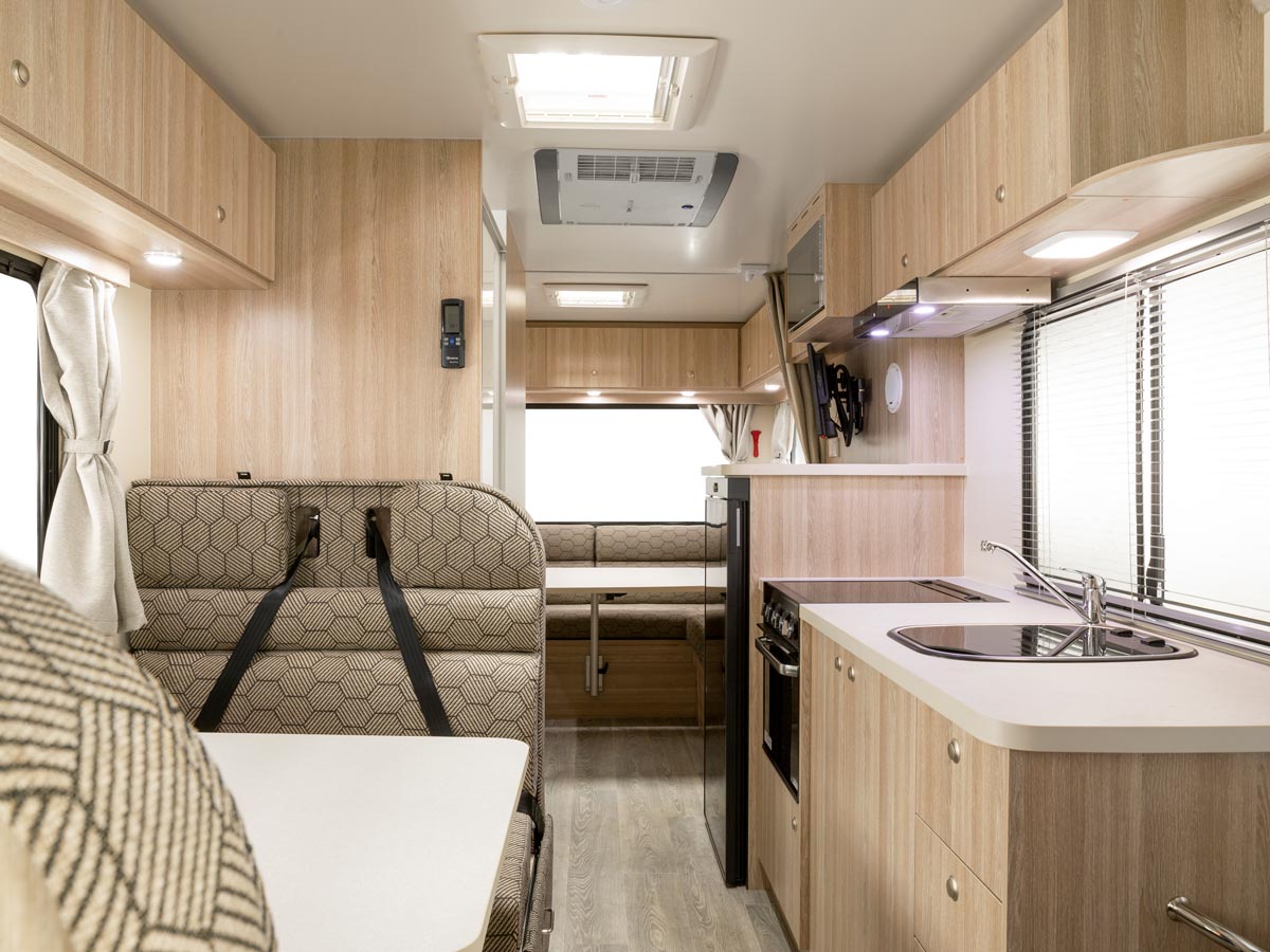Cheapa Campa 4 Berth Motorhome Hire cheapa-campa-4-berth-motorhome-hire